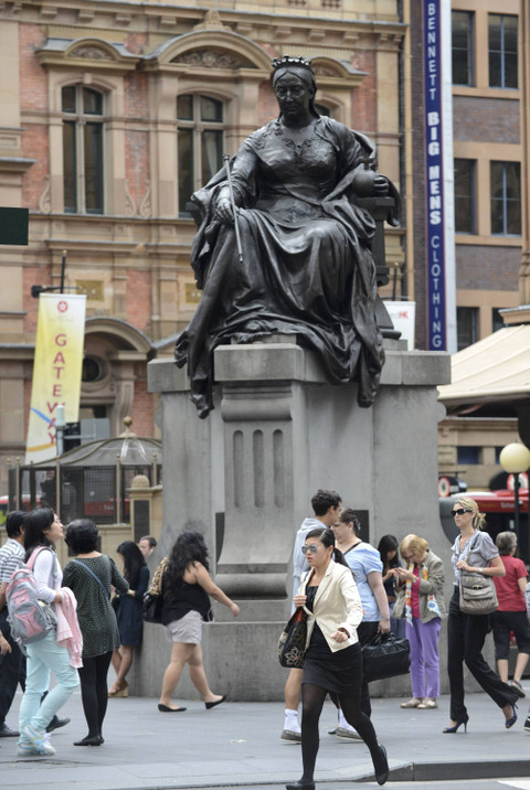 Patung Ratu Victoria di Sydney CBD, Sydney, New South Wales, Australia. Foto: Roslan Rahman/AFP