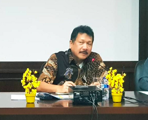 Dr. Zarof Ricar,  Kepala Badan Litbang Diklat Kumdil MA, memimpin rapat di Gedung Sekretariat MA lantai 10 Jakarta Pusat. Hari Senin, 31 Desember 2018. Foto: Instagram/@pusdiklat.menpim.ma.1
