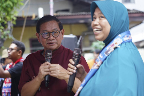 Calon Gubernur Jakarta nomor urut 3 Pramono Anung blusukan ke Warga Cengkareng Timur, Jakarta Barat, Jumat (25/10/2024). Foto: Dok. Tim Media Pramono-Rano