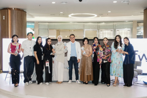 Peluncuran Philips Handheld Steamer 5000 Series yang diperkenalkan di JakartaFashion Week 2025, berkolaborasi dengan para desainer dari ANW, K.A.L.A Studio, Suedeson,dan Sonderlab gaungkan semangat 