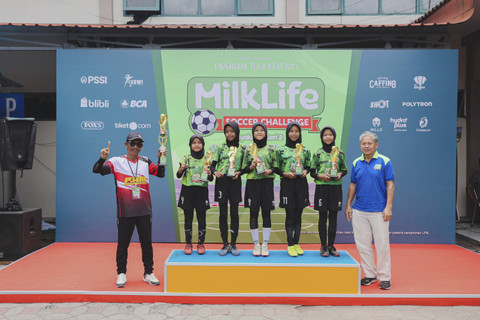 Pemenang Skill Challenge MilkLife Soccer Challenge Yogyakarta Series 2 2024. Foto: Dok. MilkLife Soccer