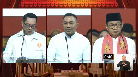 Cagub nomor urut 01 Ridwan Kamil, Cagub nomor urut 02 Dharma Pongrekun, dan Cagub nomor urut 03 Pramono Anung menyampaikan pendapatnya saat Debat Kedua Pilgub Jakarta di City Beach International Stadium (BCIS) Ancol, Jakarta, Minggu (27/10/2024). Foto: YouTube/ KPU PROVINSI DKI JAKARTA