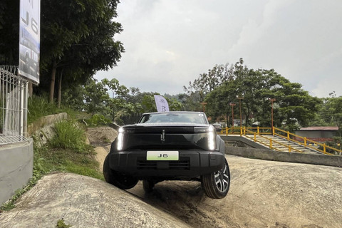 Test Drive Chery J6 di medan off-road. Foto: Fitra Andrianto/kumparan