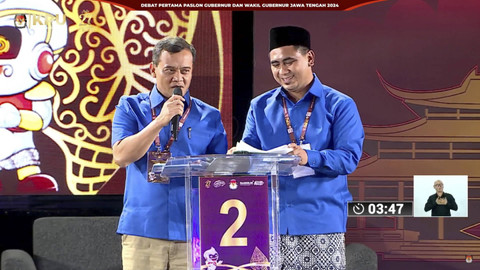 Suasana debat pertama pasangan calon Gubernur dan Wakil Gubernur Jawa Tengah tahun 2024, Rabu (30/10/2024). Foto: YouTube/ KPU Jateng
