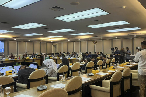 Suasana rapat kerja (raker) Menteri HAM bersama Komisi XIII DPR RI di Kompleks Parlemen, Senayan, Jakarta, Kamis (31/10/2024). Foto: Haya Syahira/kumparan