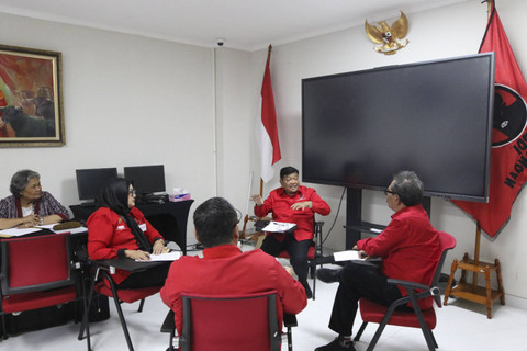 Suasana proses pendalaman kepribadian melalui psikotes yang dilakukan terhadap seluruh anggota Fraksi PDI Perjuangan DPR  RI. Foto: Dok. PDIP
