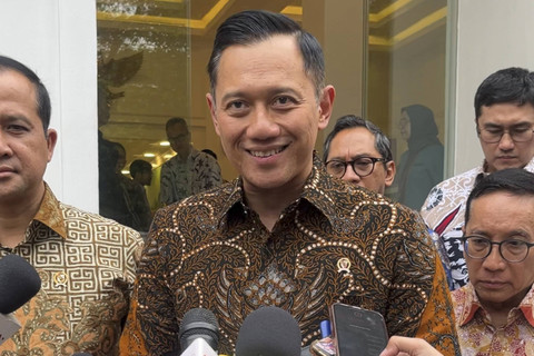 Menko Bidang Infrastruktur dan Pembangunan Kewilayahan Agus Harimurti Yudhoyono (AHY) di Kantor Kementerian PPN/Bappenas, Kamis (31/10/2024). Foto: Widya Islamiati/kumparan