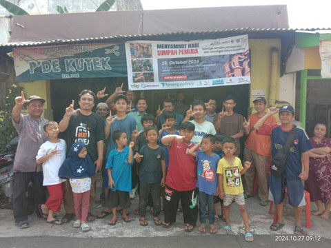 Peringati Hari Sumpah Pemuda, TDA Depok Gelar Kegiatan Potong Rambut Gratis (1)