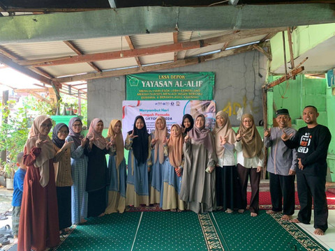 Peringati Hari Sumpah Pemuda, TDA Depok Gelar Kegiatan Potong Rambut Gratis (2)