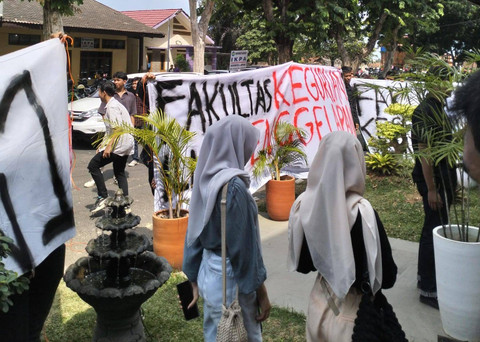 Seruan aksi untuk menyuarakan keadilan dalam kasus KKL FKIP | Foto: ist