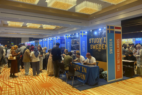 Pameran pendidikan tinggi Uni Eropa, Europe Higher Education Fair (EHEF) 2024, di Menara Astra, Jakarta Pusat, Sabtu (2/11/2024). Foto: Judith Aura/kumparan