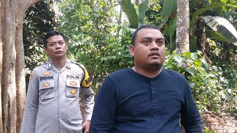 Kepala Desa Bojongmekar, Kecamatan Cikembar, Solehudin Wahid didampingi Bhabinkamtibmas Bripka Deden. Dok. Istimewa