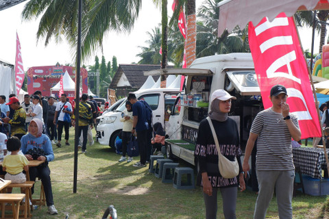 Acara Daihatsu Kumpul Sahabat Balikpapan 2024 di Pantai Kilang Mandiri, Minggu (3/11/2024). Foto: Sena Pratama/kumparan