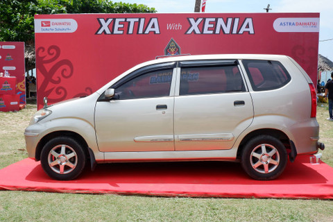 'Xetia with Xenia' di Daihatsu Kumpul Sahabat Balikpapan 2024 di Pantai Kilang Mandiri, Minggu (3/11/2024). Foto: Sena Pratama/kumparan