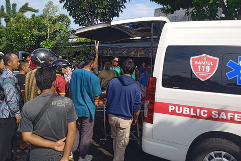 Seorang laki-laki warga Kapanewon Imogiri, Kabupaten Bantul, berinisial SR (56) meninggal dunia saat di Pasar Imogiri. Foto: Polres Bantul