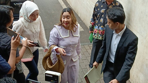 Chikita Meidy hadiri panggilan di Polda Metro Jaya, Selasa (5/11). Foto: Aprilandika Pratama/kumparan