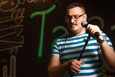 Ilustrasi Teks Stand Up Comedy. Sumber: Pexels/Zaid Mohammed