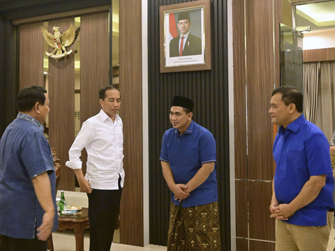Calon Gubernur Jawa Tengah Komjen Polisi (Purn) Ahmad Luthfi dan Taj Yasin bertemu dengan Presiden Prabowo Subianto dan mantan Presiden Joko Widodo. Foto: Dok. Istimewa