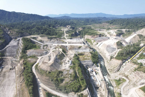 Pembangunan Bendungan Tiga Dihaji.  Foto: Dok. Waskita Karya