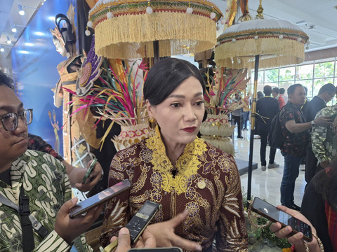 Kepala Eksekutif Pengawas Perilaku Jasa Keuangan, Edukasi dan Perlindungan Konsumen, Friderica Widyasari Dewi. Foto: Argya D. Maheswara/kumparan 