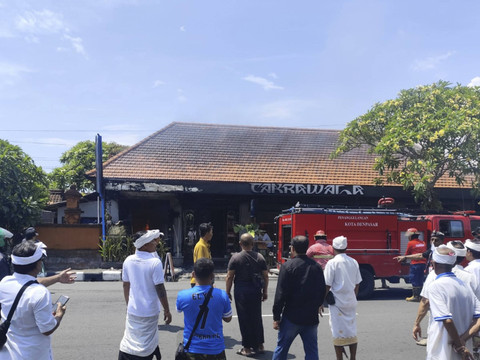 Kebakaran di dapur restoran wilayah Sanur. Foto: Dok. Damkar Kota Denpasar 
