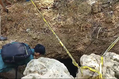 Penampakan lubang misterius di Blitar. Foto: Dok. kumparan