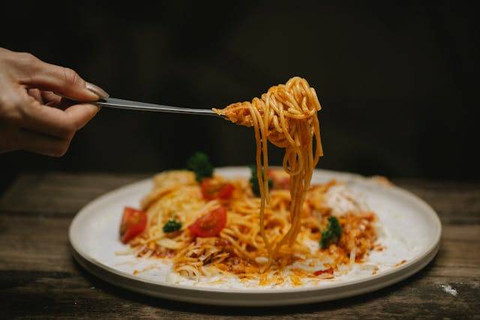 Ilustrasi kalori spaghetti bolognese. Foto: Pexels/Klaus Nielsen