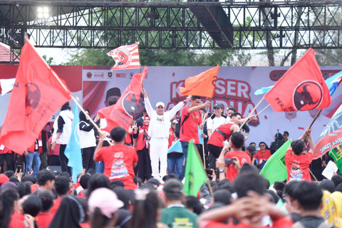 Cagub 02 Pilgub Sumut Edy Rahmayadi-Hasan Basri gelar kampanye akbar di Lapangan Sejati, Kota Medan, pada Minggu (10/11/2024). Foto: Dok. Istimewa