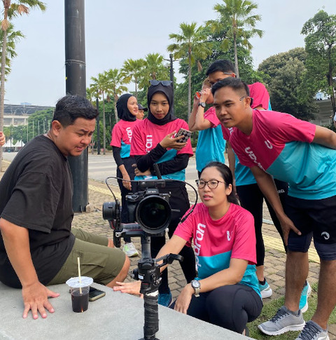 Member teman kumparan syuting bareng crew kumparan. Foto: kumparan