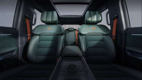 Tampilan interior SUV offroad Jetour T2. Foto: Jetour