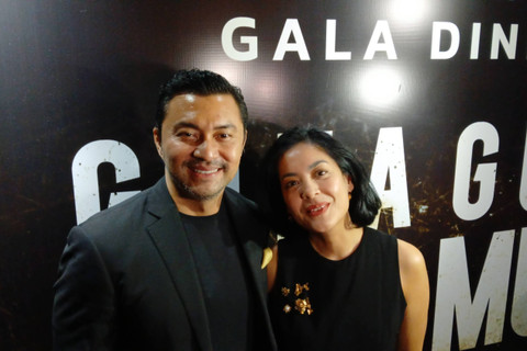 Lulu Tobing dan Anjasmara dalam gala diner film Guna Guna Istri Muda di Menteng, Jakarta Pusat, Jumat (15/11/2024). Foto: Vincentius Mario/kumparan