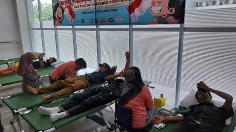 Aksi donor darah yang digelar Bikers Brotherhood 1% MC untuk anak-anak penyandang Thalasemia. Foto: Alycia Tracy Nabila/Hi!Pontianak