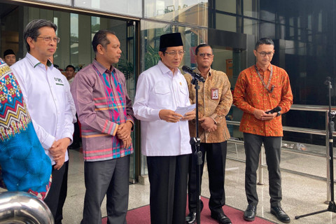 Menteri Agama Nasaruddin Umar di Gedung Merah Putih KPK, Jakarta Selatan, Selasa (19/11/2024). Foto: Alya Zahra/kumparan 