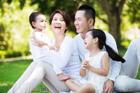 Ilustrasi Kakak Sayang Adik Bayi. Foto: Shutterstock