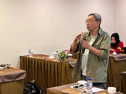 Mentor Kelas Seni Terbuka, FX Harsono. Foto: ES Putra/Pandangan Jogja
