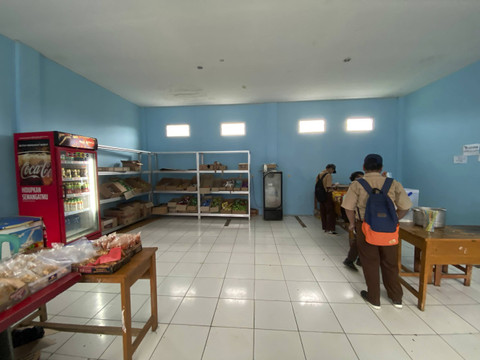 Ilustrasi kantin sekolah. Foto: Shutterstock