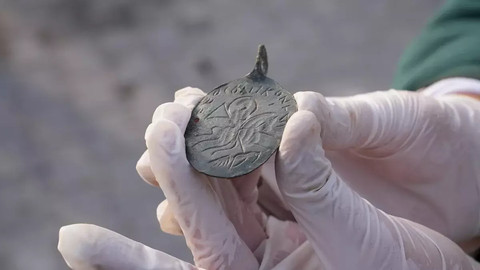 Mungkin saja amulet ini dulunya milik seorang prajurit kavaleri. Foto: Karabuk University 