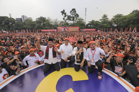 Anies Baswedan bersama Pramono Anung-Rano Karno, Kamis (21/11/2024). Foto: Jamal Ramadhan/kumparan