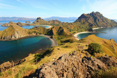 Ilustrasi Uraikan mengenai Teori Nusantara. Sumber: Unsplash/Rashel Ochoa