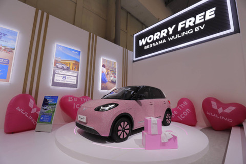Wuling Binguo EV di Gaikindo Jakarta Auto Week di ICE BSD, Tangerang, Jumat (22/11/2024). Foto: Jamal Ramadhan/kumparan