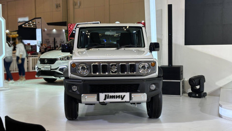 PT Suzuki Indomobil Sales (PT SIS) resmi meluncurkan Jimny 5-door White Rhino Edition di ajang Gaikindo Jakarta Auto Show (GJAW). Foto: dok. Suzuki