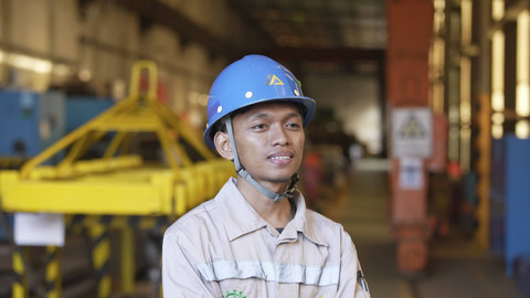 Halvian Oktavian menceritakan pengalamannya berkuliah di PILM dan magang hingga akhirnya bekerja di IMIP.  Foto: Dok. kumparan