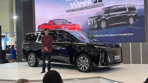 MPV mewah MG G90 di GJAW 2024. Foto: Trio Witjaksono/kumparan