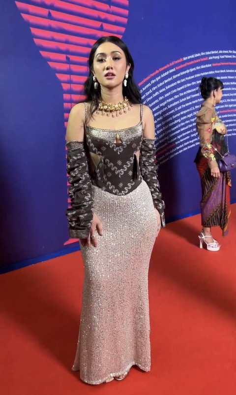 Zulfa Maharani pada Malam Anugerah Piala Citra Festival Film Indonesia 2024, Rabu (20/11/2024). Foto: Avissa Harness/kumparan