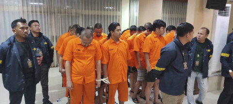 Tampang para tersangka terkait kasus judi online Komdigi. Foto: Rachmadi Rasyad/kumparan