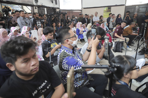 Suasana sidang putusan praperadilan Menteri Perdagangan periode 2015-2016 Thomas Lembong terkait dugaan kasus korupsi impor gula di PN Jakarta Selatan, Jakarta, Selasa (26/11/2024). Foto: Iqbal Firdaus/kumparan