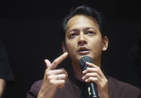 Artis Fedi Nuril saat konferensi pers trailer film 1 Imam 2 Makmum di CGV, FX Sudirman, Jakarta, Selasa (26/11/2024). Foto: Agus Apriyanto
