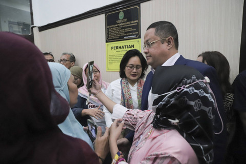 Istri Tom Lembong usai sidang putusan praperadilan Tom Lembong ditolak oleh Hakim di Pengadilan Negeri Jakarta Selatan, Jakarta, Selasa (26/11/2024). Foto: Iqbal Firdaus/kumparan