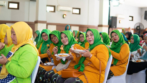 Mama Mabar Nikmat. Dok. kumparan.