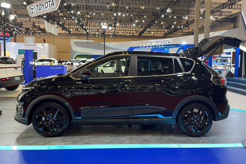 VinFast VF e34 di GJAW 2024. Foto: Fitra Andrianto/kumparan